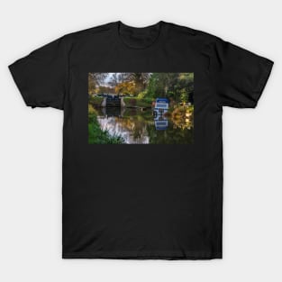 Autumn Colours At Hungerford Lock T-Shirt